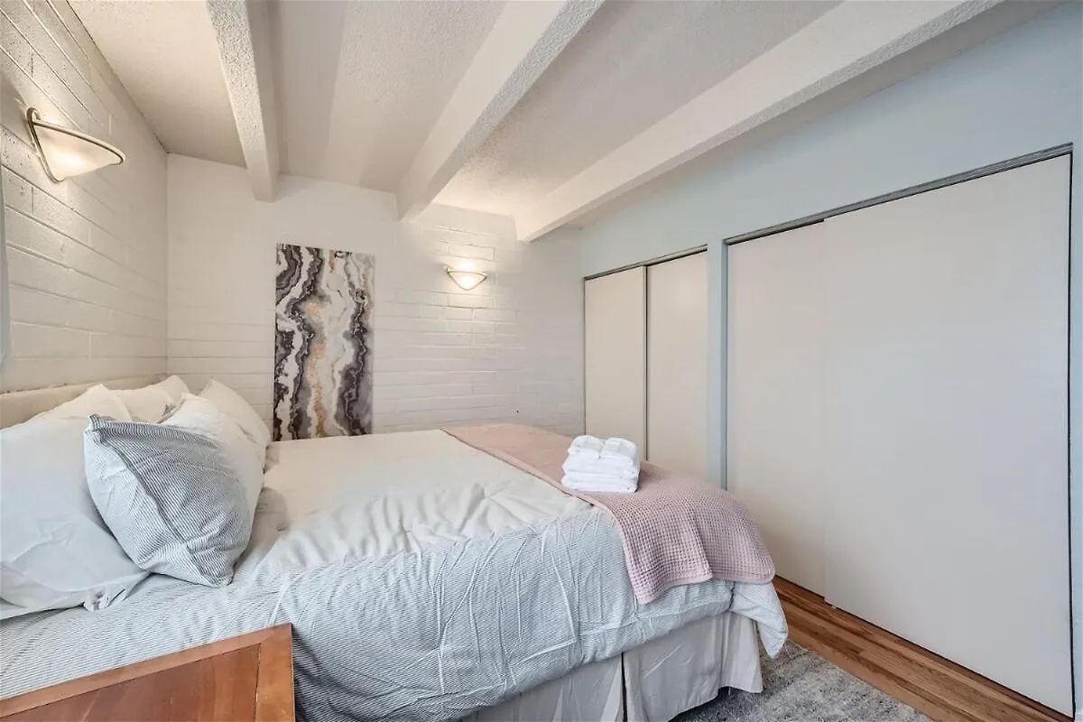 Апартаменты The Pink Pearl 1Bd 30 Day Pool Wash Park West Денвер США